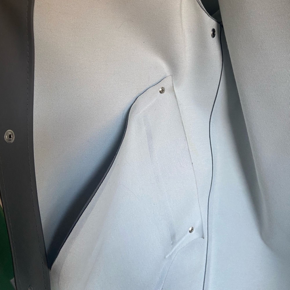 Stockholm grey raincoat - Picture 8 of 11
